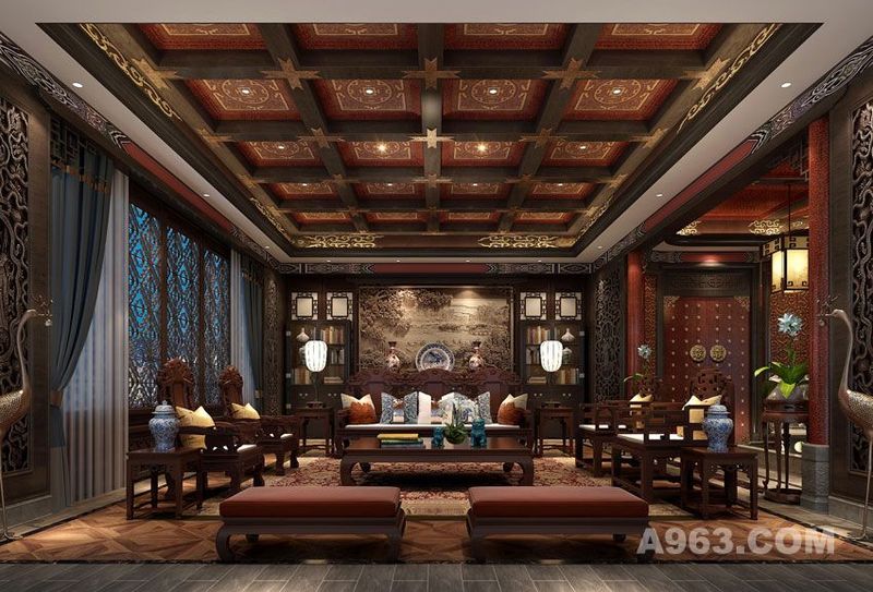  别墅设计大厅中天花板的井字式设计，依托空间灯光的渲染凸显出銅饰装饰与具有金属质感的彩绘烘托出尊宠无尚的大厅氛围。 