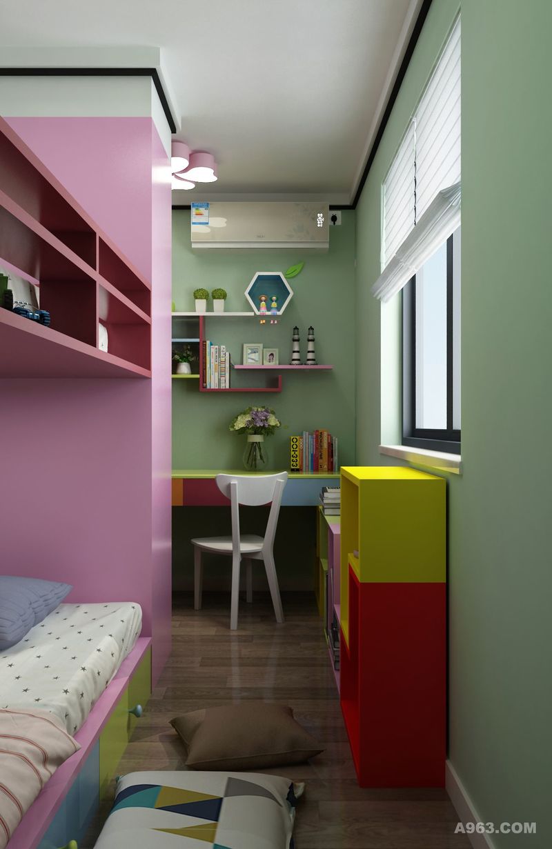儿童房设计成上下铺，亮丽却不刺眼的多彩颜色很受小朋友的喜爱。