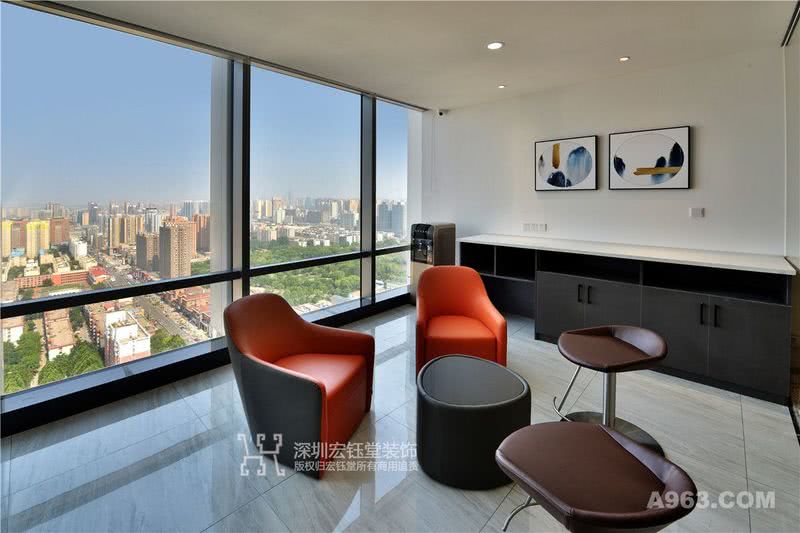 郑州专业办公室装修设计公司-新泰和通信工程公司现代新中式办公室接待区装修实景图