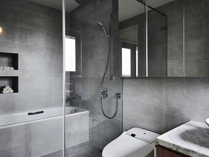 卫生间设计干湿分离，壁龛设计的非常实用。