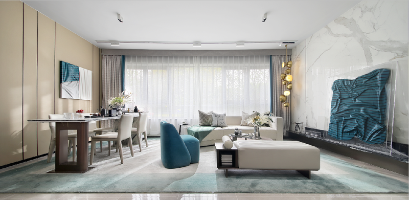客厅作为家庭生活的主场
也是主人品位的试金石
以简洁的灰色调作为主色调的运用
简洁大方、轻奢质感