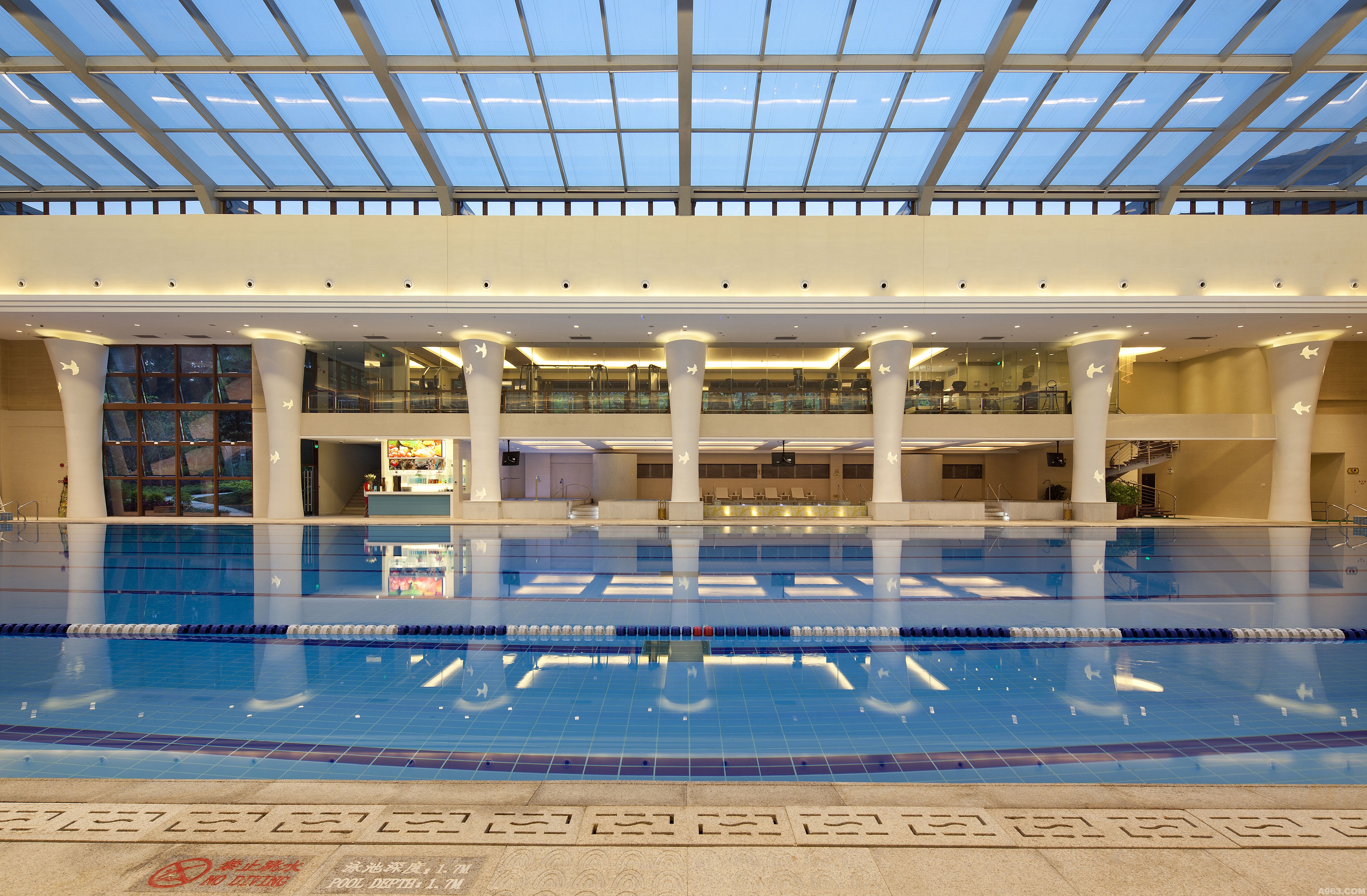 广州长隆酒店游泳馆1