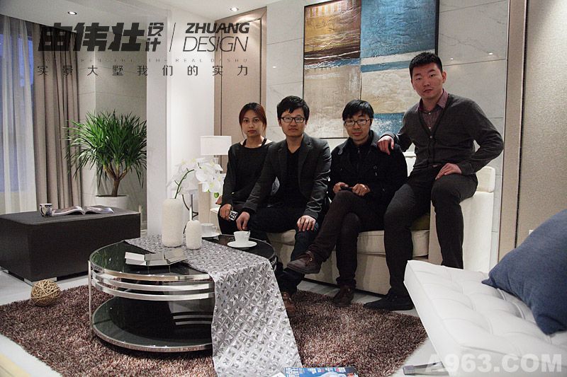 大墅尚品设计团队从左往右：专家设计师李静、李健、杨健峰、秦亮