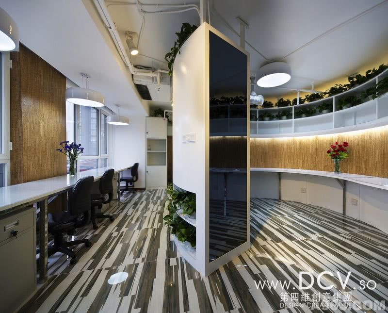 西安白色现代办公室设计-陕西中旅旅行社