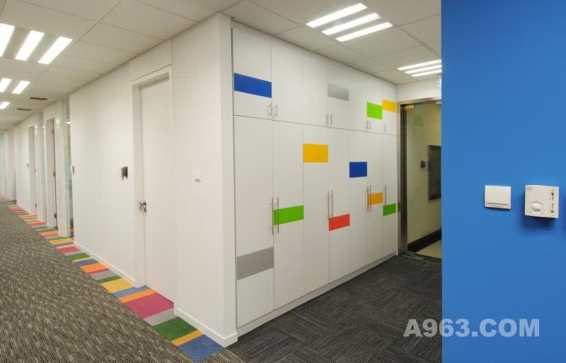 壁柜
彩色壁柜令办公区域情趣倍增