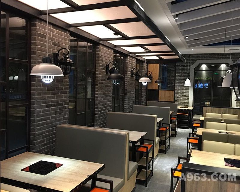 深圳野妹火锅餐厅设计实景(东门町店)