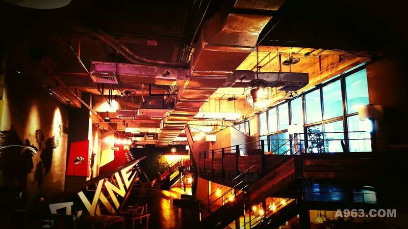 Skyline主题coffee house咖啡厅装修--室内空间实景图