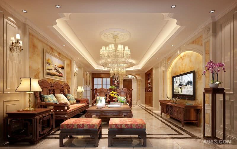 客厅整体采用米色大理石装饰，使整个空间更加亮堂，家私中式红木家私与硬装欧式风格搭配，中式文化和欧式文化的一个完美融合。
