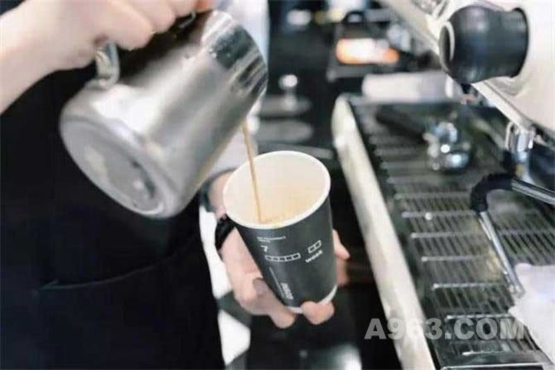 Insco咖啡产品介绍
咖啡吐司时间，不仅是一种美味，还是一种品味，更是一种热爱生活的态度。在创意咖啡和吐司的奇趣搭配里，遇见更懂生活的自己。Insco每月都会上新至少一款创意咖啡和吐司，刚刚开业不久，就受到了众多好评。